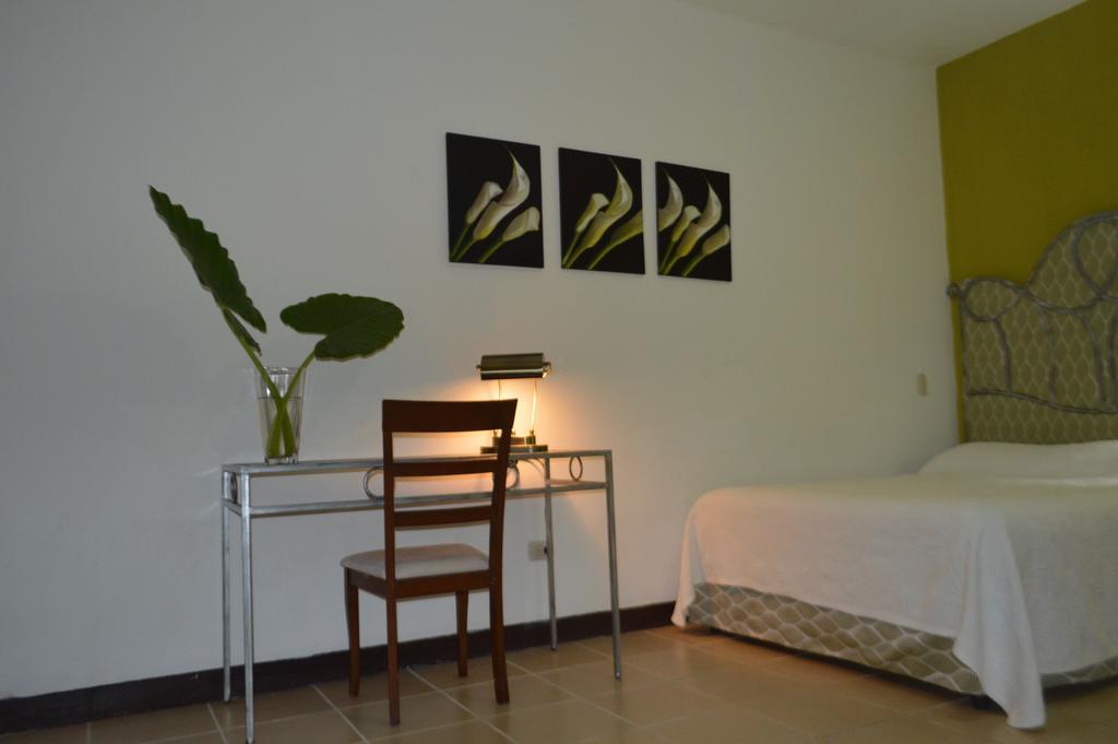 Hotel Angel Azul Managua Extérieur photo